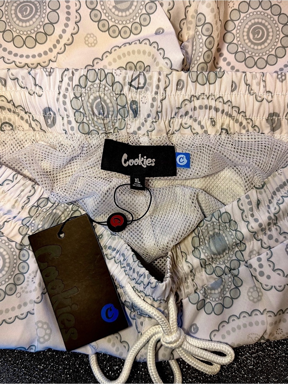 Cookies White Paisley Men's Swim Trunks – Lightweight Beach Shorts - Picture 7 of 7
